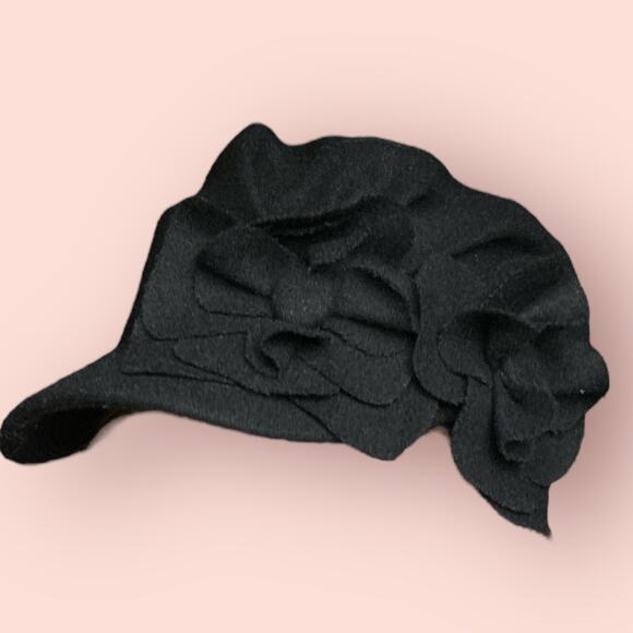 Vtg Womens Newsboy Hat Cap Black Wool Dark Academia Y2K 3D Flowers Driving Baker - Picture 1 of 5